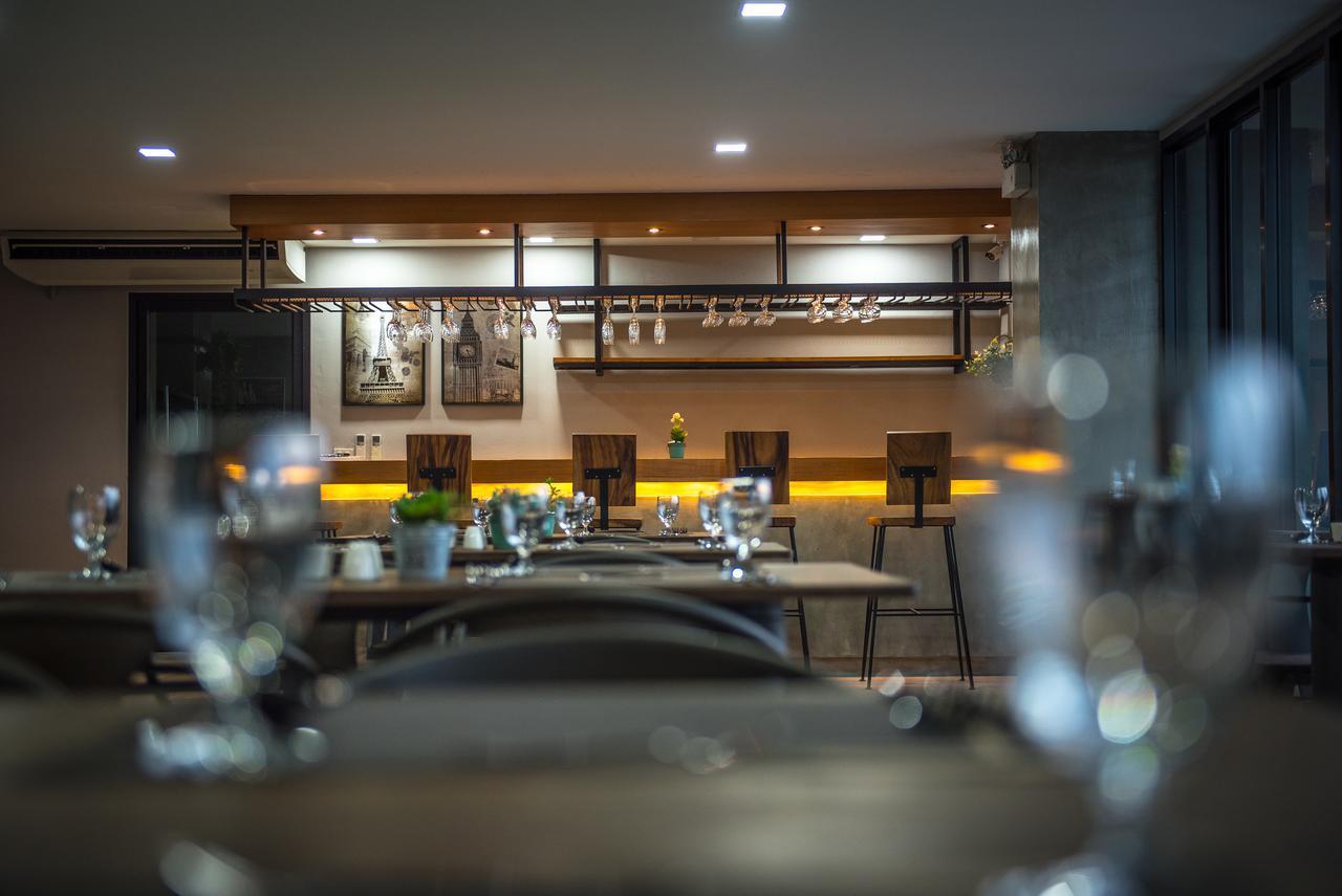 Devloft Hotel Korat Nakhonratchasima Exteriör bild
