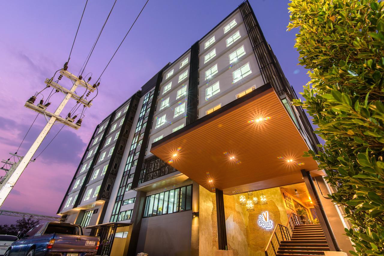 Devloft Hotel Korat Nakhonratchasima Exteriör bild