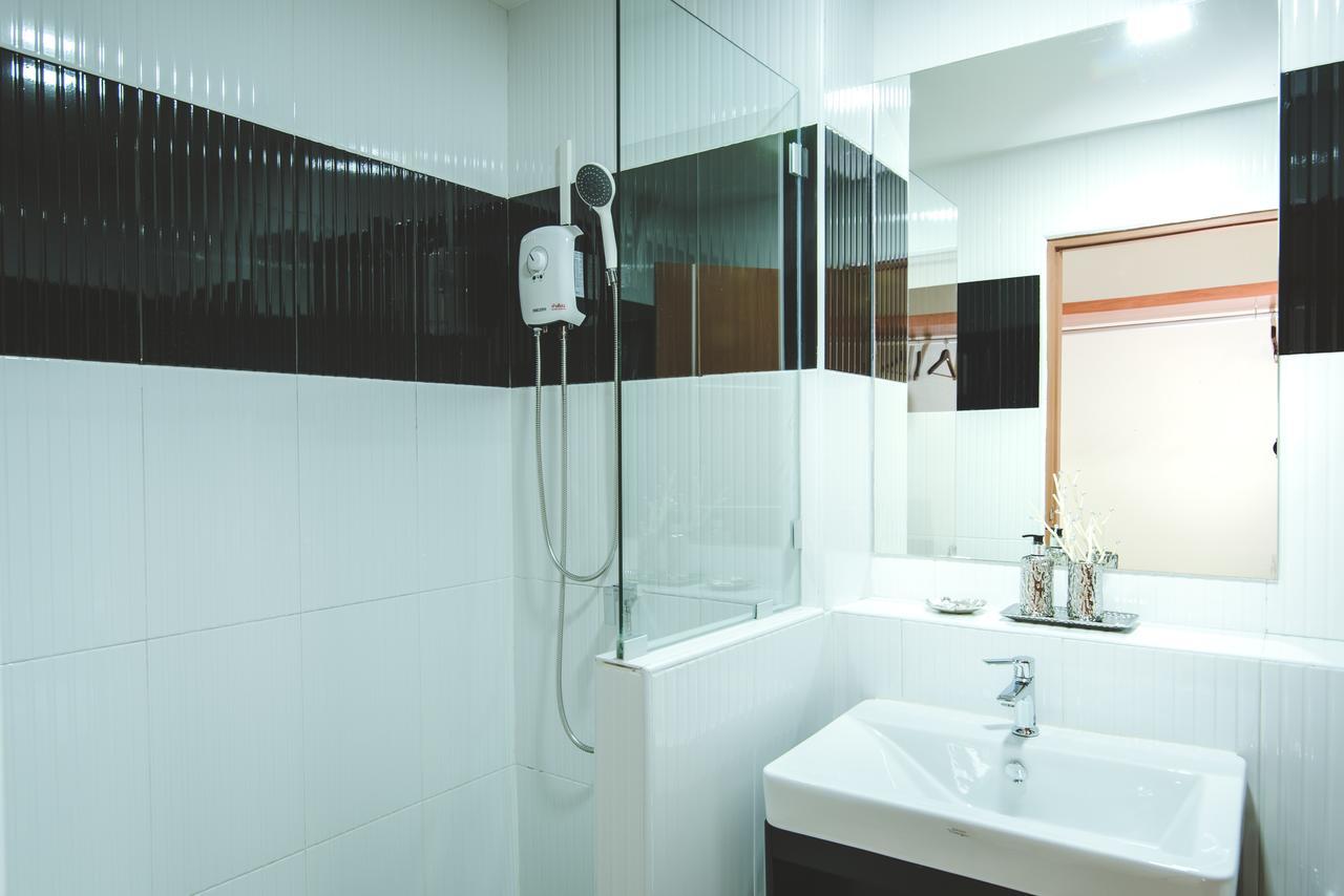 Devloft Hotel Korat Nakhonratchasima Exteriör bild