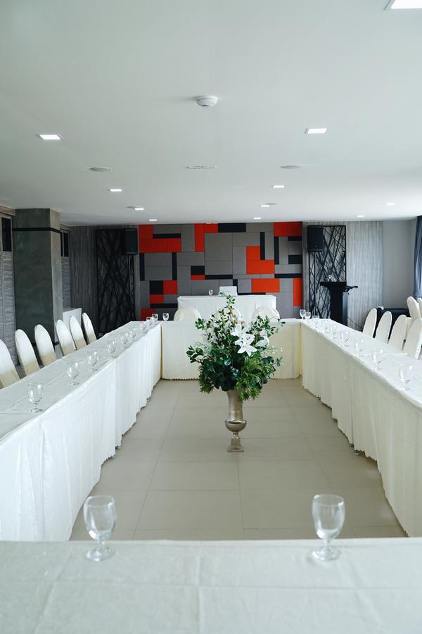 Devloft Hotel Korat Nakhonratchasima Exteriör bild
