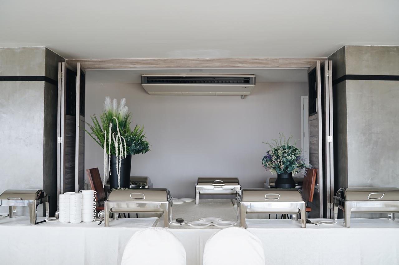 Devloft Hotel Korat Nakhonratchasima Exteriör bild