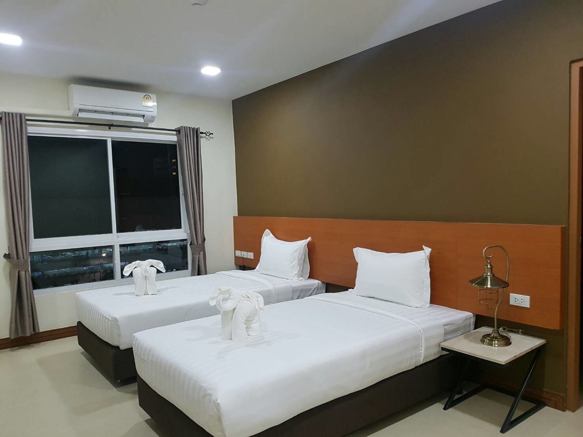 Devloft Hotel Korat Nakhonratchasima Exteriör bild